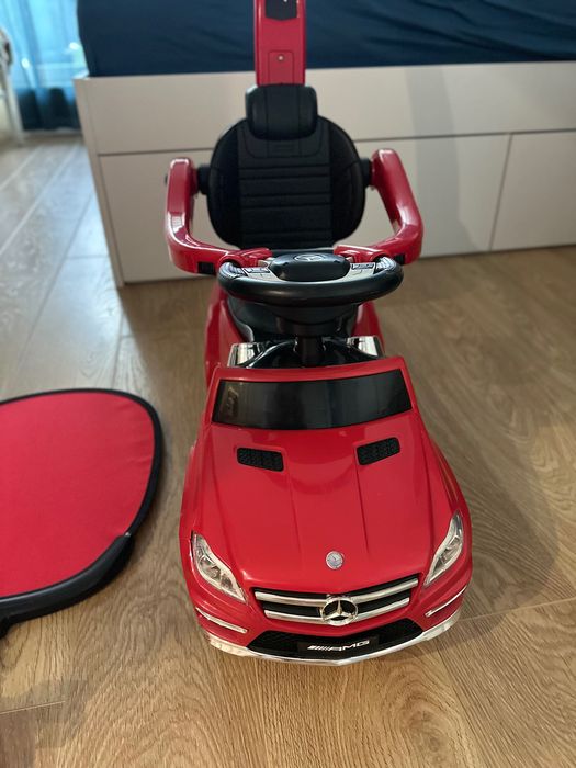 Детска кола Mercedes AMG – като нова! – 35 €