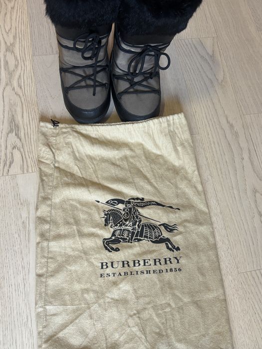 Мунбуты Burberry