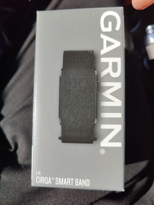 Garmin CIRQA фитнес браслет