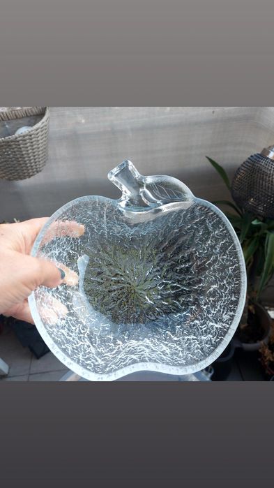 Подноси купи подноси