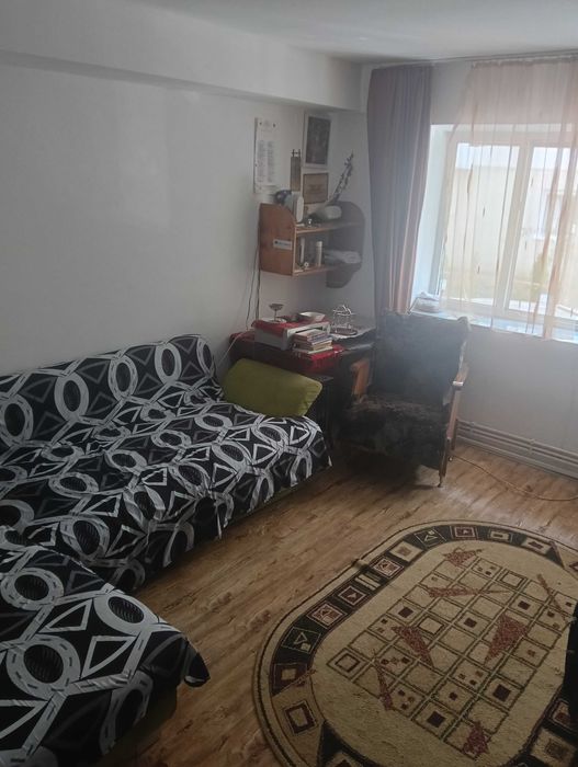 Garsonieră plus garaj