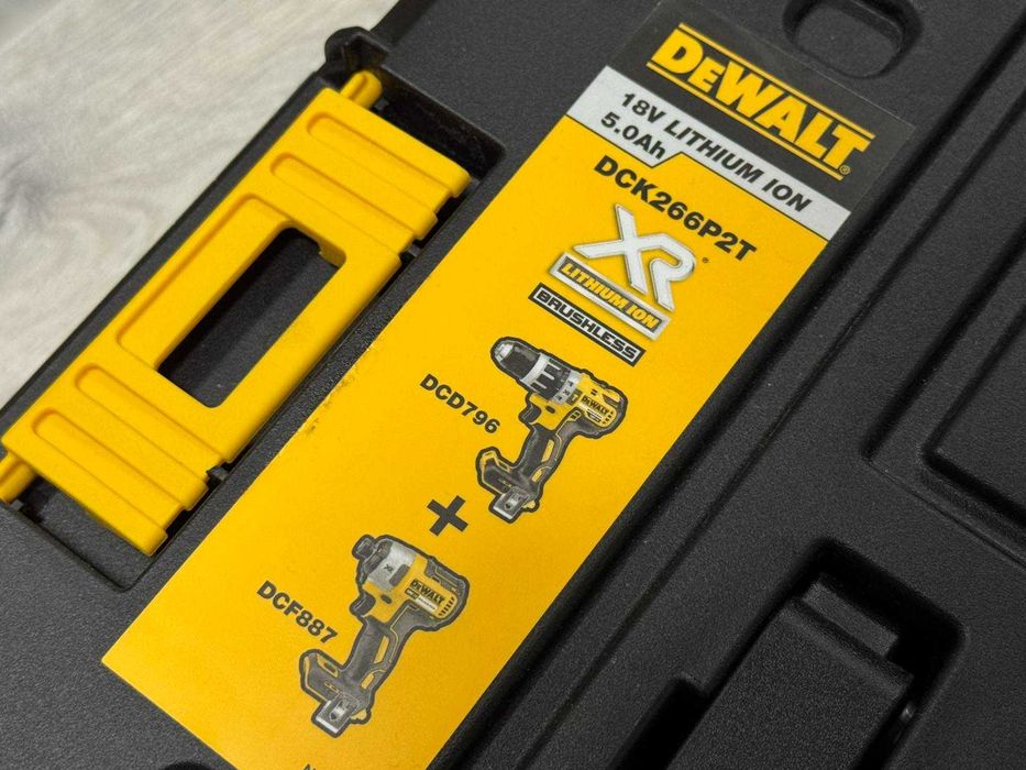 Комплект безчетков винтоверт и бормашина DeWALT DCK266P2T