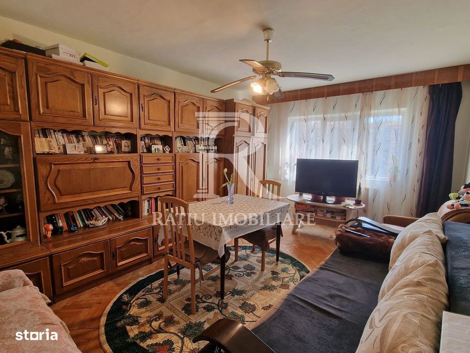 Apartament cu 3 camere | Xenopol | Oradea