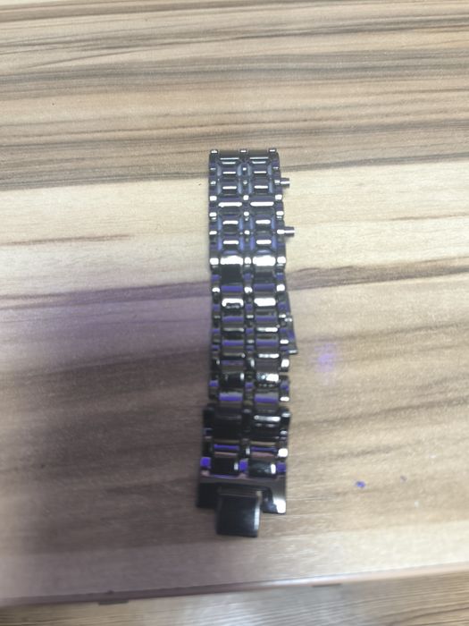 Браслет часы наручные ( стильные )