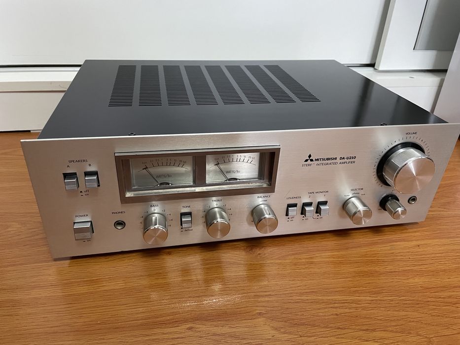 Trio KA1500 si Mitsubishi DA-U210