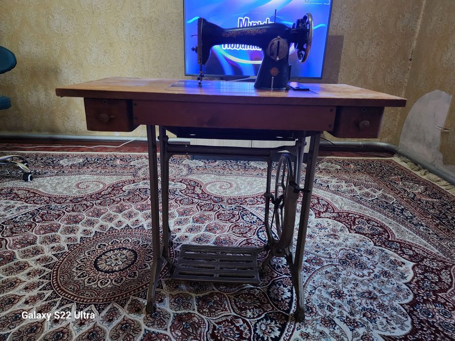 Продаётся ножная швейная машина Подольск