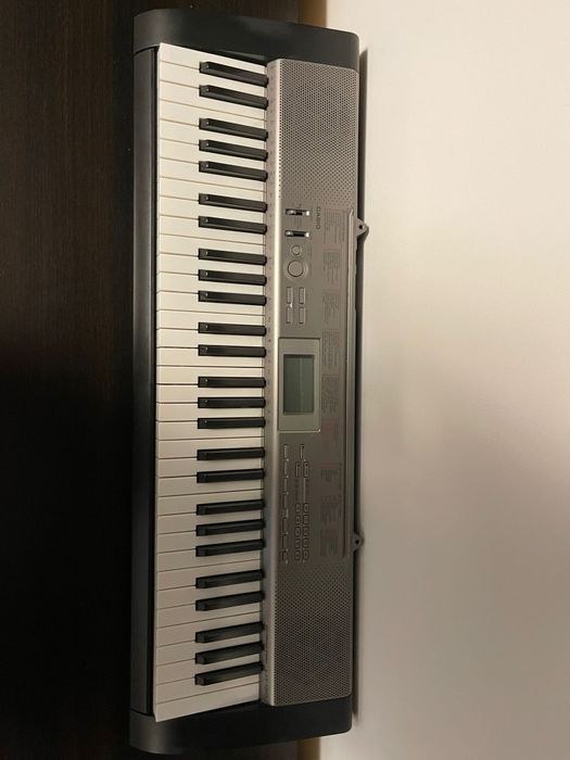 Orga Casio LK 120