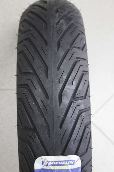110/70-13 Michelin нова гума за скутер