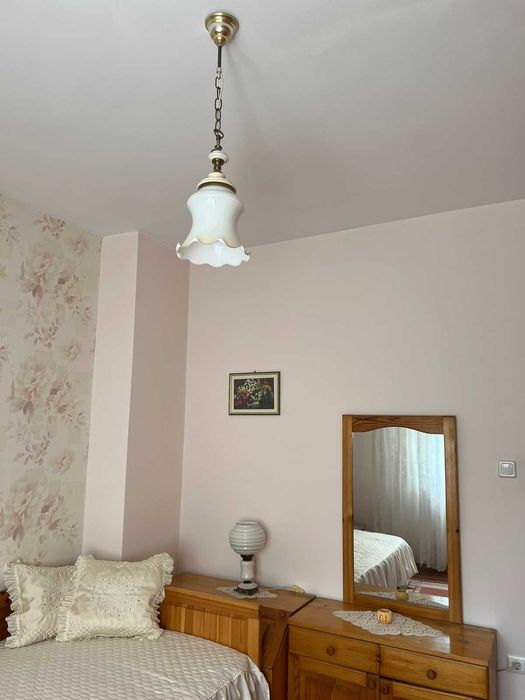 Тристаен апартамент в ж.к. Тракия