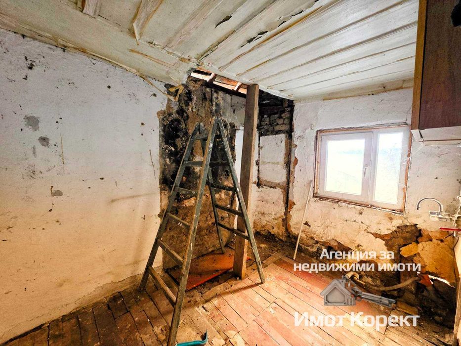 Имот Корект продава Къща, кв. Жорш махала, гр. Асеновград