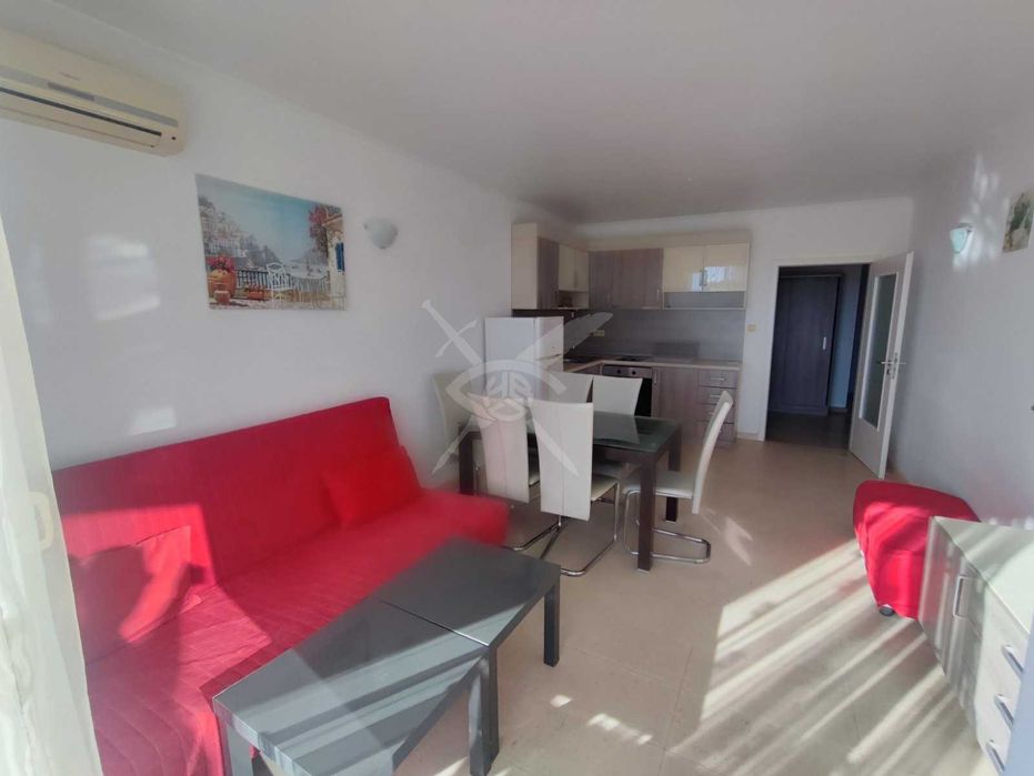 Тристаен апартамент в Несебър 70615