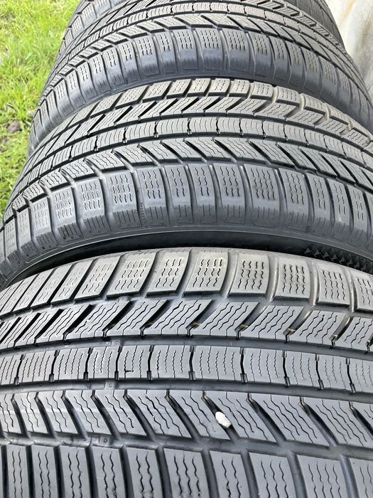 4 бр 235/55/17 Continental