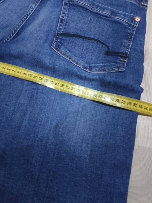 Pantaloni scurți Mavi