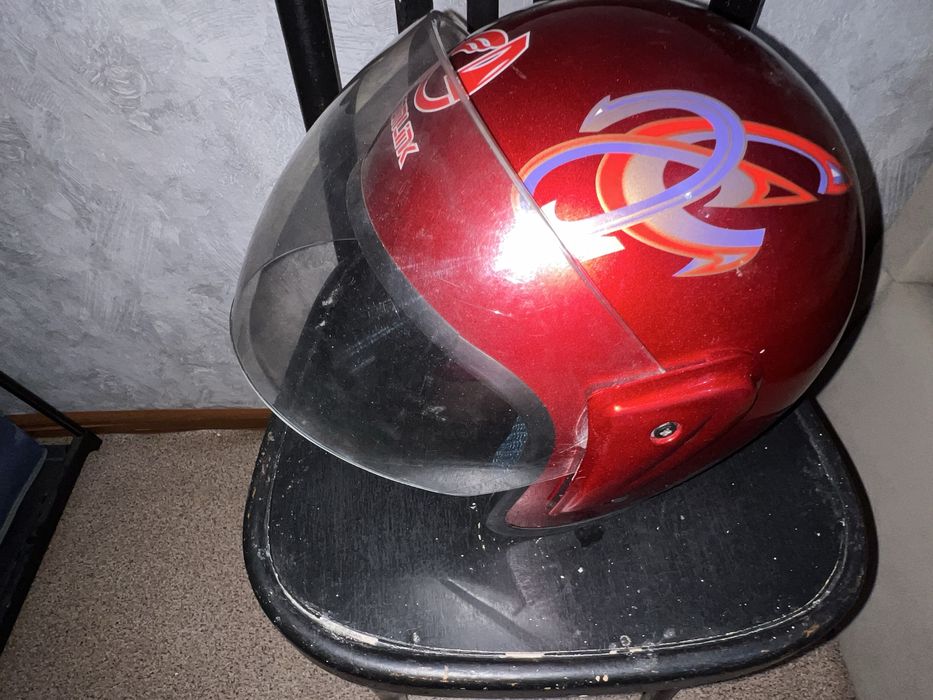 Продается Шлем для скутера