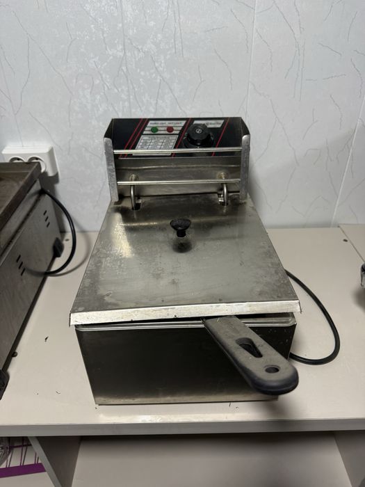 Тостер продаю состояние хорошое