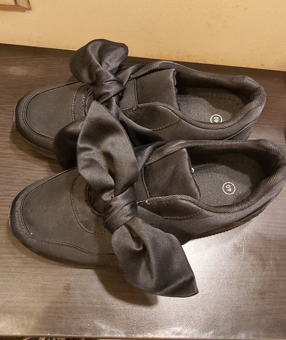 Pantofi marimea 40