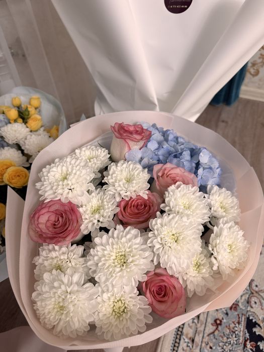 Цветы, свежие букеты