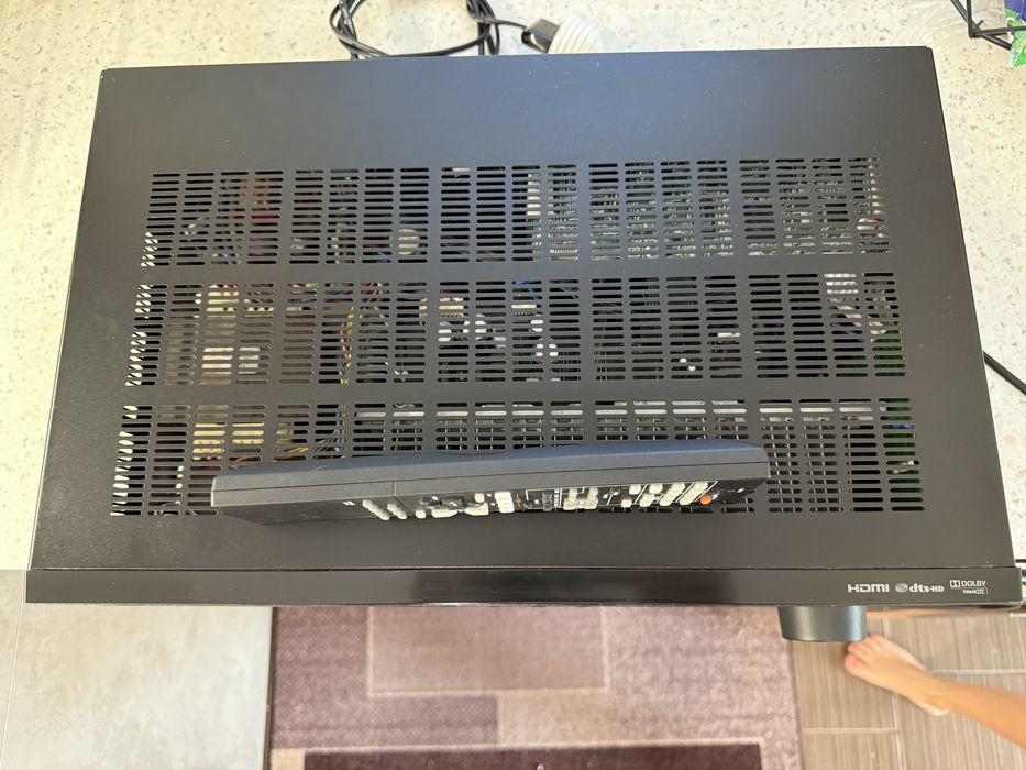 Yamaha RX-V373 resiver