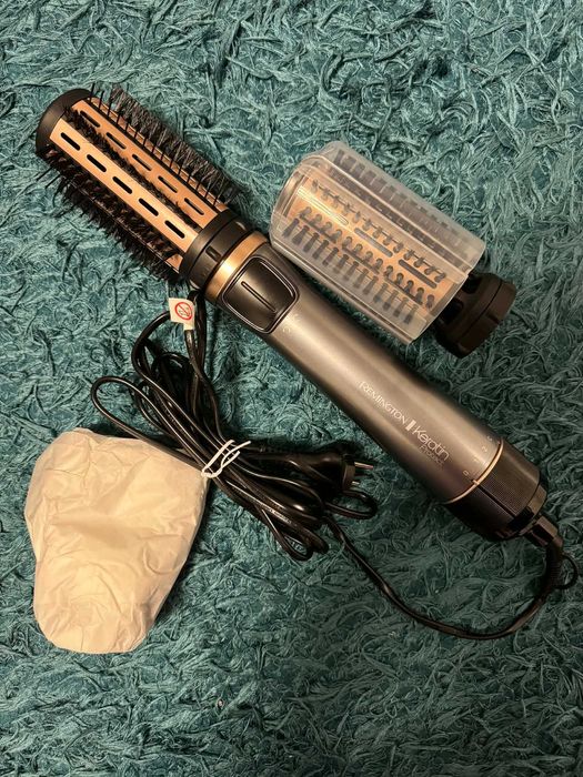 Нова електрическа четка за коса Remington AS8810