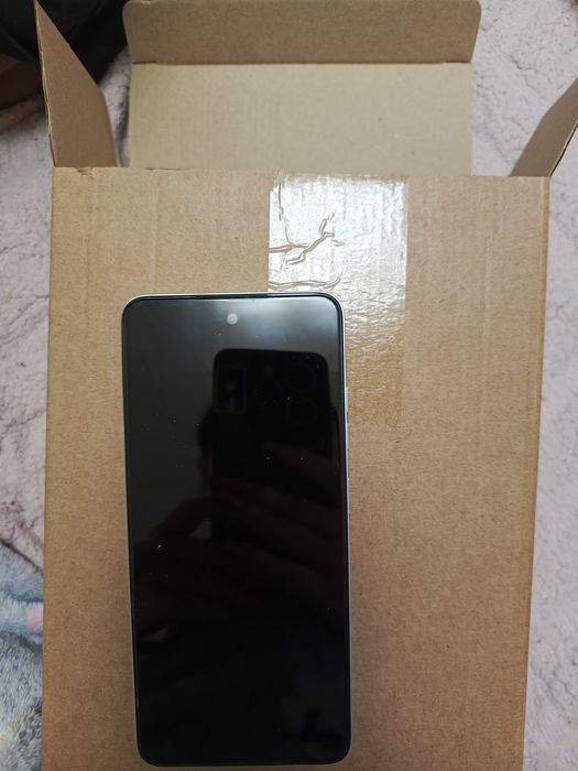 Продам Tecno spark 20