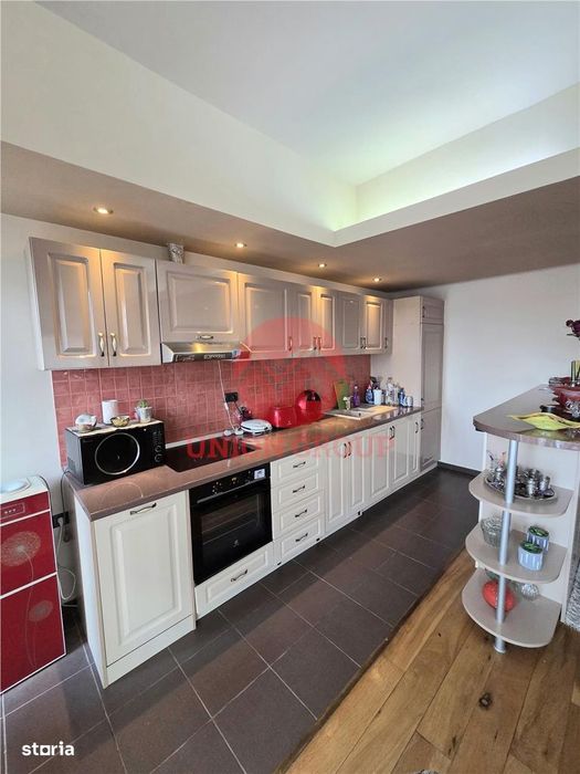 Apartament Superb, pe Malul Marii, zona Faleza Nord