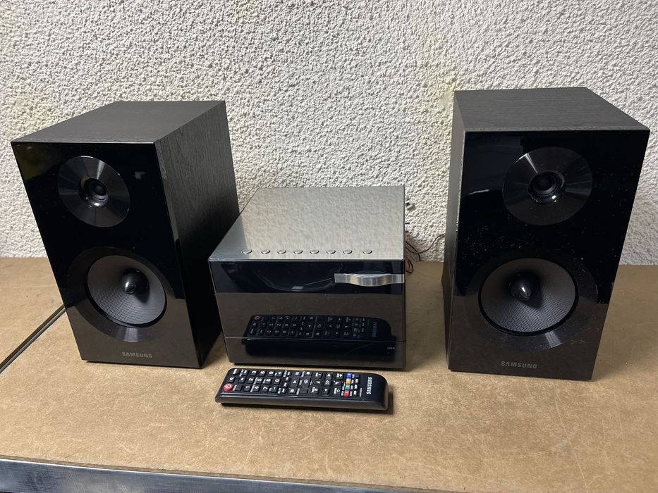 Аудио система Samsung MM-E330D|MM-J330 - 2 БРОЯ