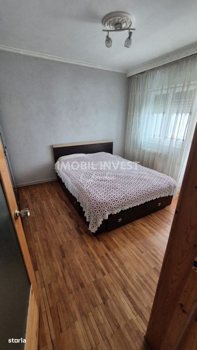 Apartament cu 2 camere de inchiriat, etaj intermediar, zona Cetate