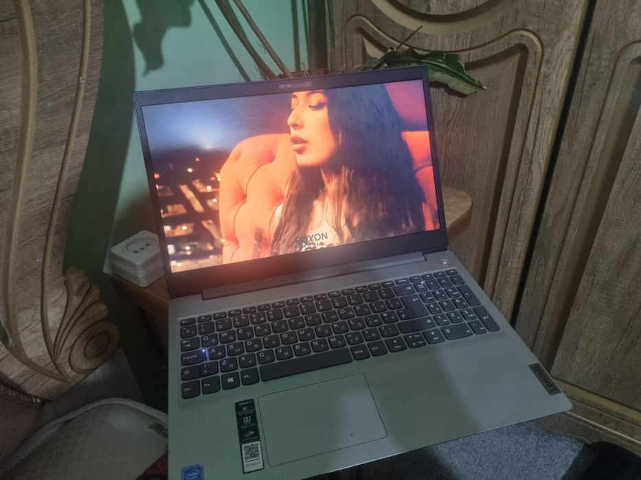 Noutbook Lenove holati alo