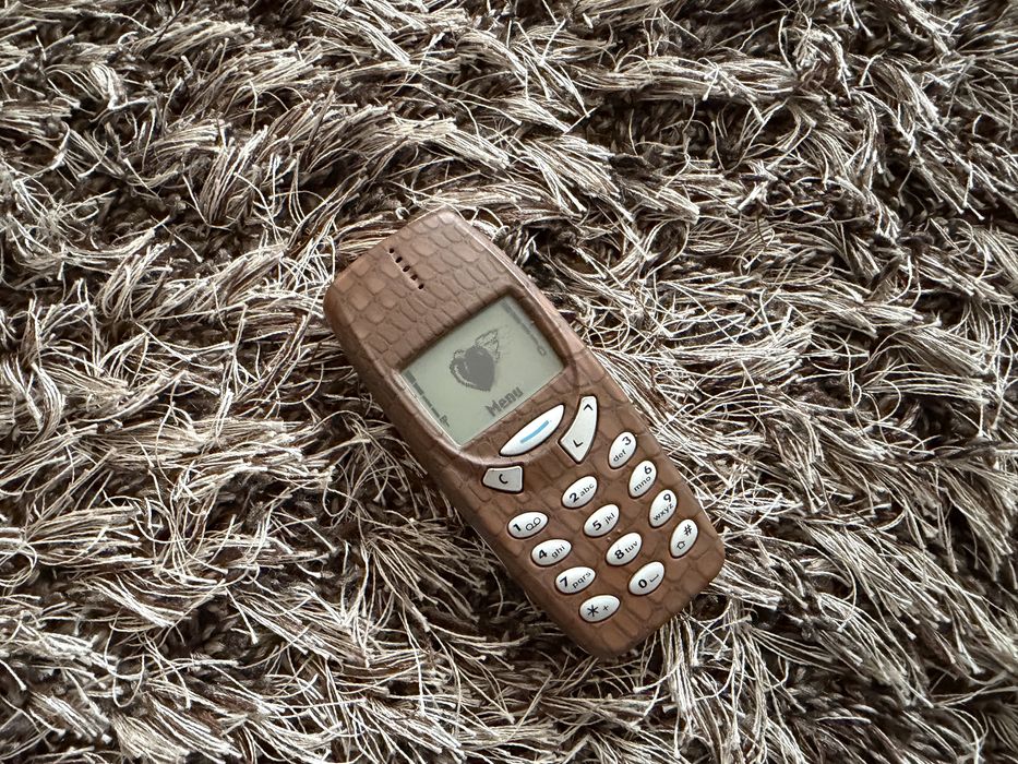 Nokia  3310, acumulator nou!De colectie!