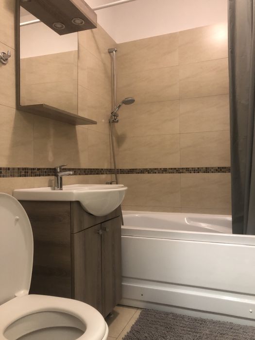 Proprietar inchiriez apartament
