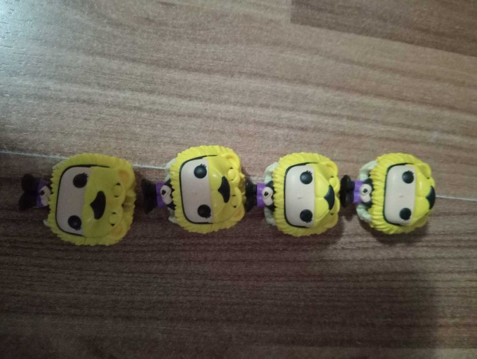 Vând mini figurine Harry Potter de la KINDER JOY ediție limitată 2024