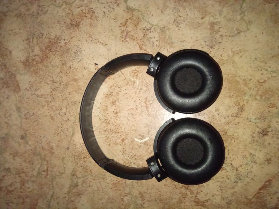 Продам наушники SONY
