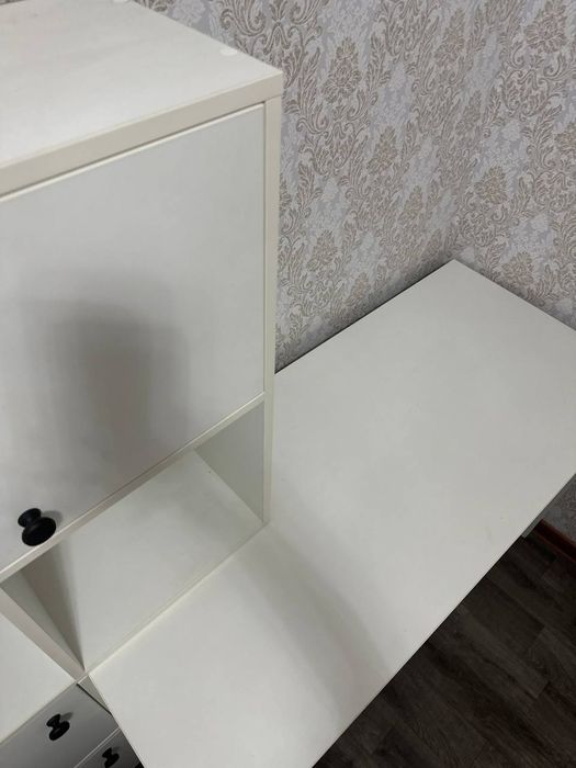 Новый рабочий стол , в хорошем состоянии!Цена договорная доставим сами