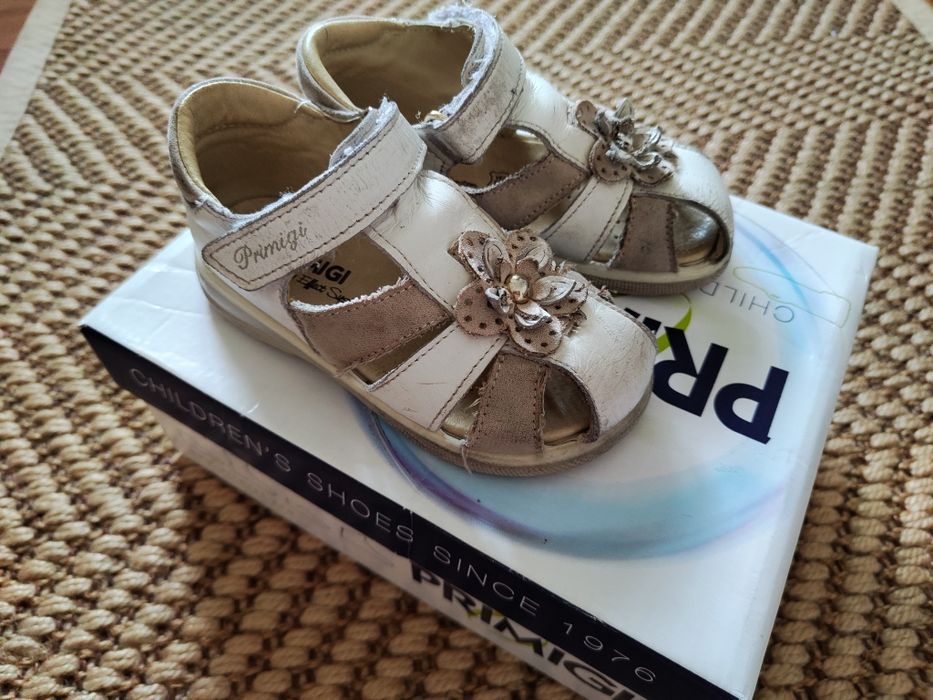 Sandale Primigi piele marimea 25