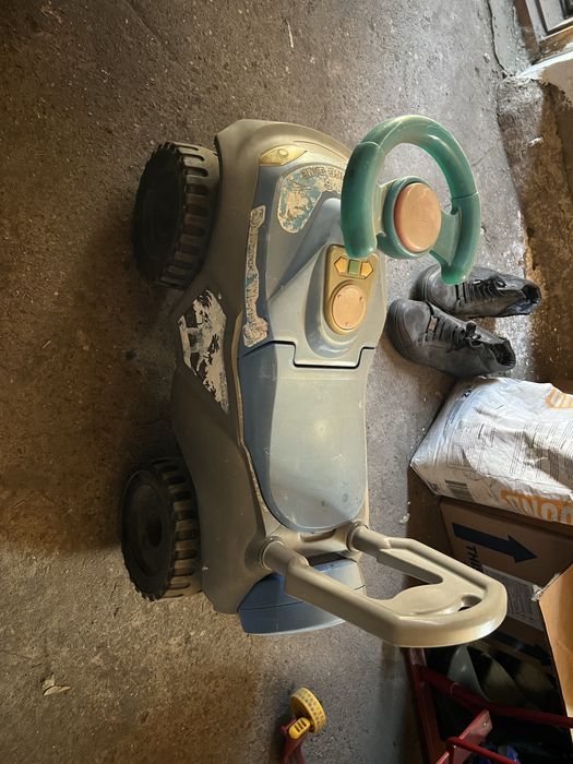 Машинка детская две штуки