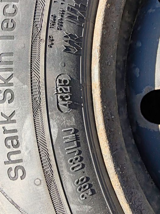 Jante+anvelope Renault Megane  5x114.3