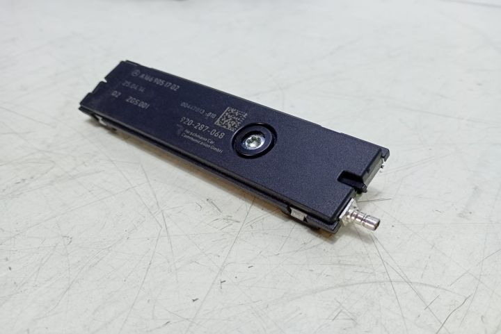 Amplificator antena A1669051702 Mercedes-Benz GL-Class X166 seria