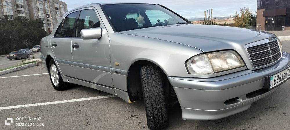 Продам Мерседес бенз С180
