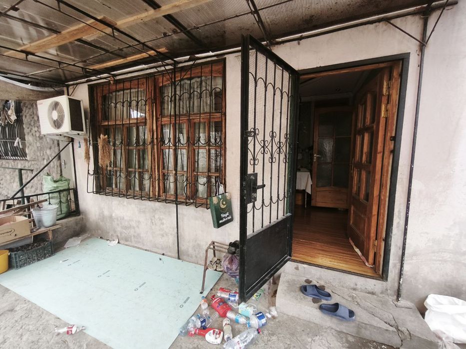 Мирабадский р-н. Массив 4 куйлюк. 3-х комн, кВ. 78м².