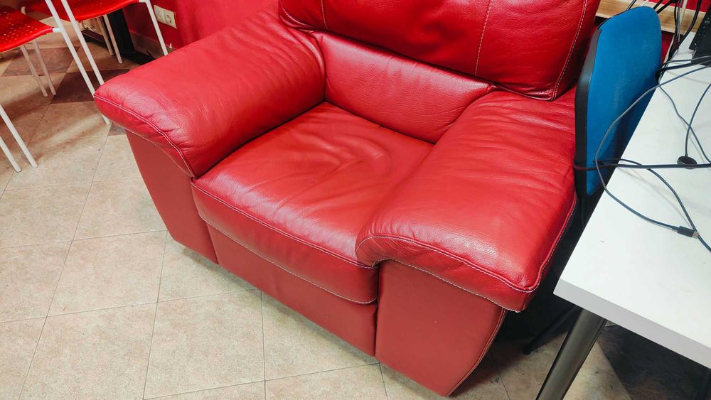 Нов футьойл от естествена кожа, бартер за телефон или китара