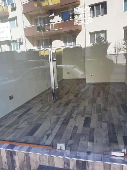 Дава се под наем Офис в Благоевград, Идеален център - 20 кв.м за 163.2 € - Снимка #1