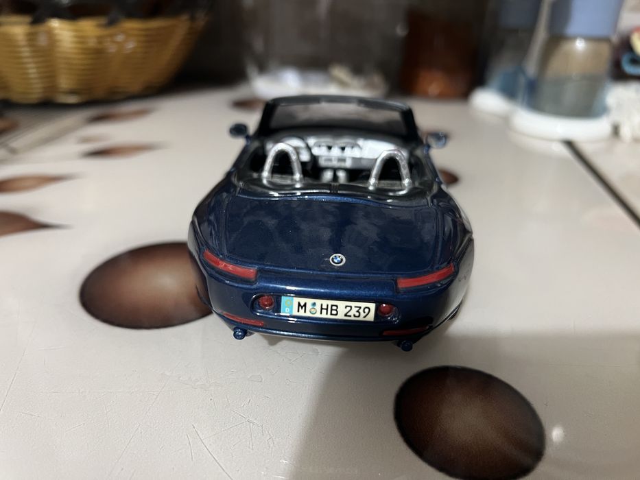 Vand macheta BMW Z8 stare buna