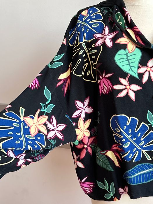 Mint & Berry разкошна риза с наситен цветен десен