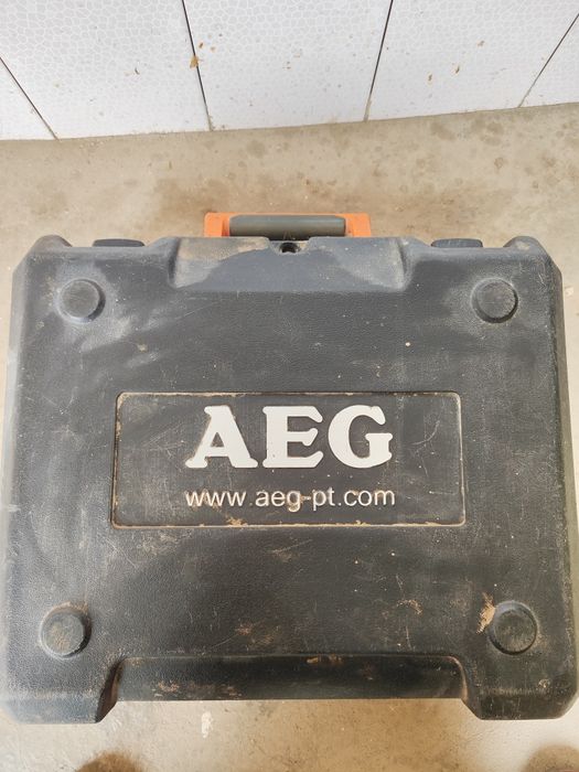 Перфоратор AEG сотилади