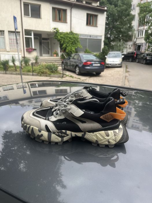 Оригинални обувки Адидас и къси Nike tech оригинални