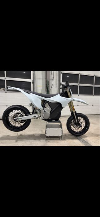 Stark varg ex/sm 80hp