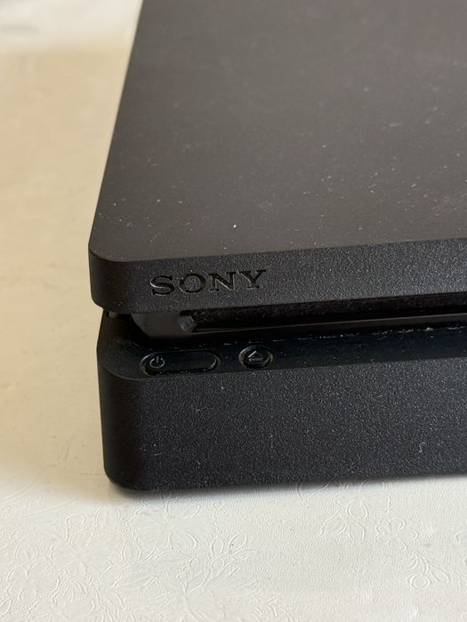 Play Station 4 Slim 500 GB