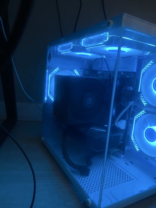 Продается Системник без учета переферий