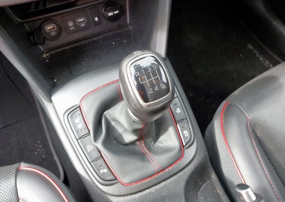 На части HYUNDAI KONA KONA SUV 2018 1.0 T-GDI 12V PETROL, 998CC 120кс