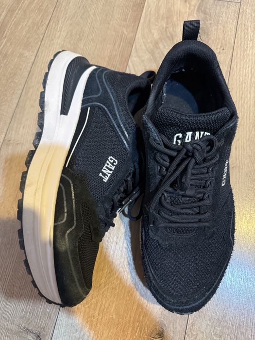 Adidasi Gant,numarul 43.